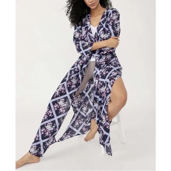 FREE PEOPLE IM THE ONE ROBE - Picture 2 of 14